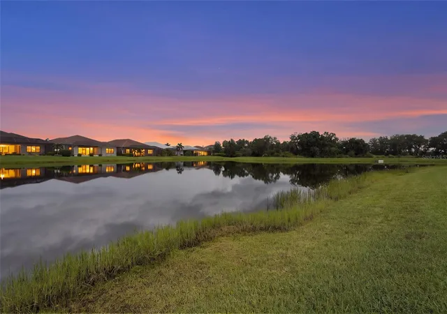 Photo 2 of Single family home for sale at 5060 Kiva Cir, Bradenton, FL 34211 | MLS# A4703723 | Listing updated on 2026-09-23