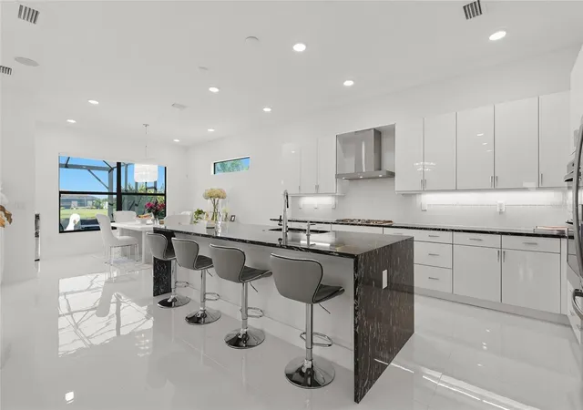 Photo 4 of Single family home for sale at 5060 Kiva Cir, Bradenton, FL 34211 | MLS# A4703723 | Listing updated on 2026-09-23
