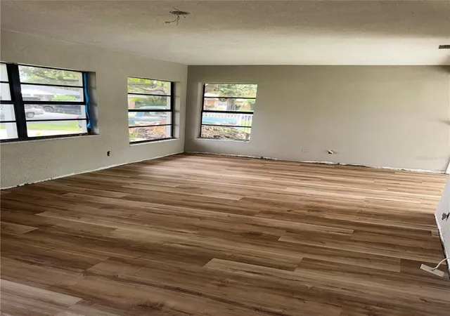 Photo 3 of Single family home for sale at 3249 54Th St N, St Petersburg, FL 33710 | MLS# O6435706 | Listing updated on 2026-10-08