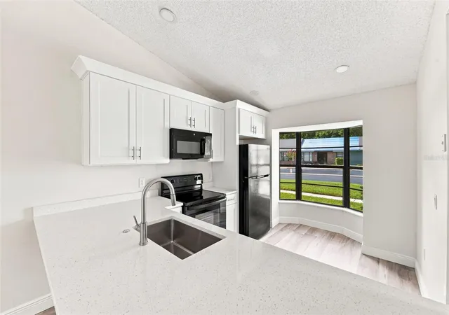 Photo 2 of Townhouse for sale at 2781 King Oak Cir, Saint Cloud, FL 34769 | MLS# S5156107 | Listing updated on 2026-09-10