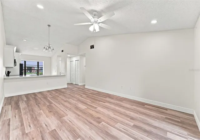 Photo 3 of Townhouse for sale at 2781 King Oak Cir, Saint Cloud, FL 34769 | MLS# S5156107 | Listing updated on 2026-09-10