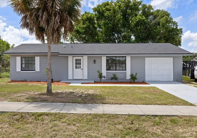 Photo 1 of Single family home for sale at 12390 Elgin Blvd, Spring Hill, FL 34609 | MLS# TB8541535 | Listing updated on 2026-10-20