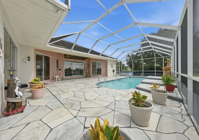Photo 3 of Sale Pending at 1722 Enrique Dr, The Villages, FL 32159 | MLS# G5116833 | Listing updated on 2026-10-02