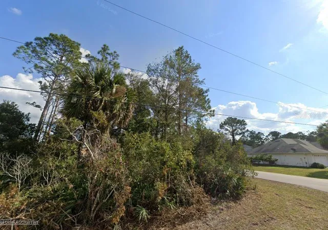 Photo 3 of Sale Pending at 2 Secretary Trl, Palm Coast, FL 32164 | MLS# A4703812 | Listing updated on 2026-10-25