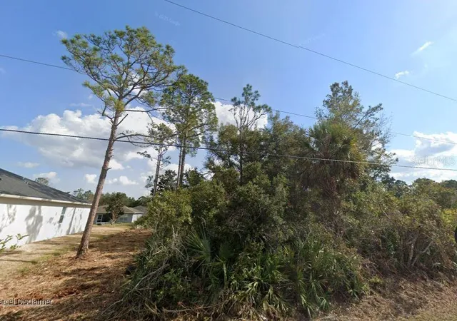Photo 3 of Sale Pending at 2 Secretary Trl, Palm Coast, FL 32164 | MLS# A4703812 | Listing updated on 2026-10-25