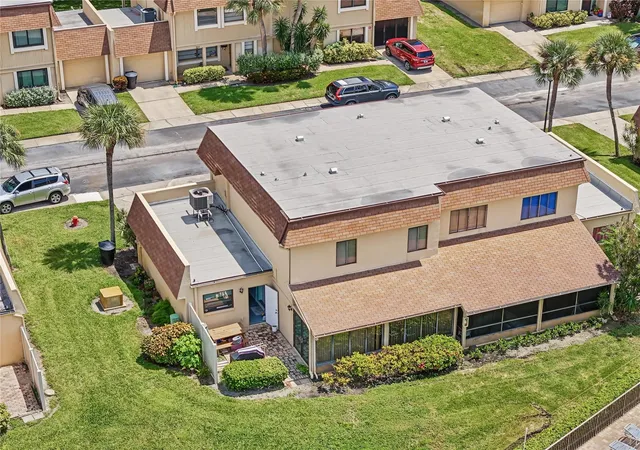 Photo 3 of Townhouse for sale at 8414 17Th St N, St Petersburg, FL 33702 | MLS# TB8541672 | Listing updated on 2026-10-14