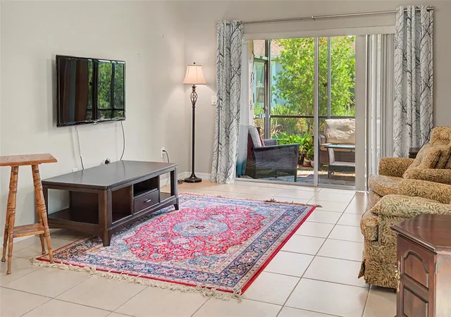Photo 3 of Single family home for sale at 284 Vestrella Dr, Poinciana, FL 34759 | MLS# S5156191 | Listing updated on 2026-09-29