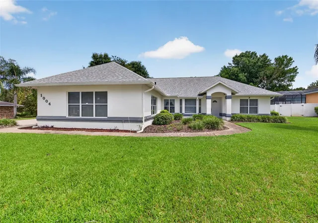 Photo 3 of Sale Pending at 1004 Staggerbush Pl, New Smyrna Beach, FL 32168 | MLS# NS1089081 | Listing updated on 2026-10-05