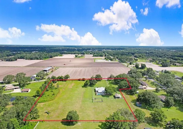 Photo 2 of Single family home for sale at 13221 Tom Gallagher Rd, Dover, FL 33527 | MLS# TB8541887 | Listing updated on 2026-09-12