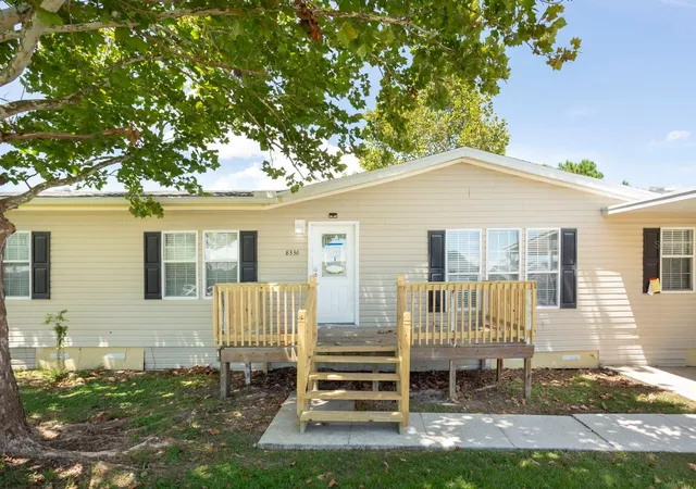 Photo 2 of Manufactured home for sale at 8336 Chance Dr, Lakeland, FL 33809 | MLS# W7888859 | Listing updated on 2026-09-25