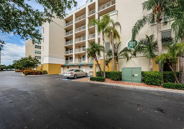 Photo 2 of Condo for sale at 1200 Country Clb Dr #5101, Largo, FL 33771 | MLS# TB8541937 | Listing updated on 2026-10-03