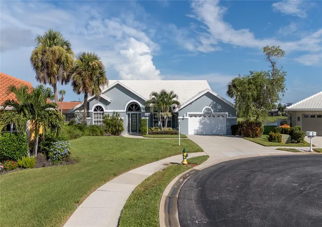 Photo 2 of Single family home for sale at 1633 Ashland Pl, Venice, FL 34292 | MLS# N6145468 | Listing updated on 2026-09-09