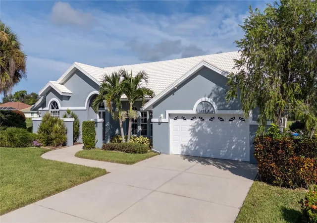Photo 3 of Single family home for sale at 1633 Ashland Pl, Venice, FL 34292 | MLS# N6145468 | Listing updated on 2026-09-09