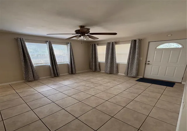 Photo 3 of Single family home for sale at 5135 39th Ave N, St Petersburg, FL 33709 | MLS# TB8542016 | Listing updated on 2026-10-04
