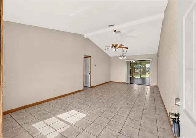 Photo 3 of Sale Pending at 10808 Se 43Rd Ave, Belleview, FL 34420 | MLS# OM730975 | Listing updated on 2026-09-24