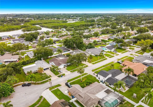Photo 2 of Single family home for sale at 1855 Del Robles Ter, Clearwater, FL 33764 | MLS# TB8542152 | Listing updated on 2026-10-08