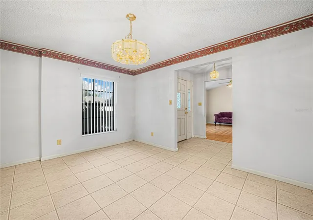 Photo 2 of Single family home for sale at 6050 Lunn Rd, Lakeland, FL 33811 | MLS# L4964530 | Listing updated on 2026-10-30