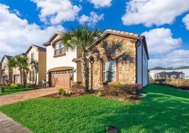 Photo 3 of Single family home for sale at 1690 Lima Ave, Kissimmee, FL 34747 | MLS# O6436398 | Listing updated on 2026-10-06
