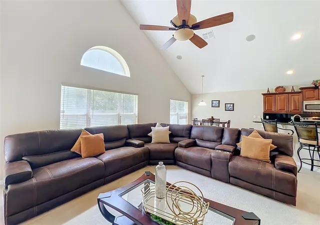 Photo 3 of Single family home for sale at 9038 Vickroy Ter, Oviedo, FL 32765 | MLS# O6436448 | Listing updated on 2026-09-25
