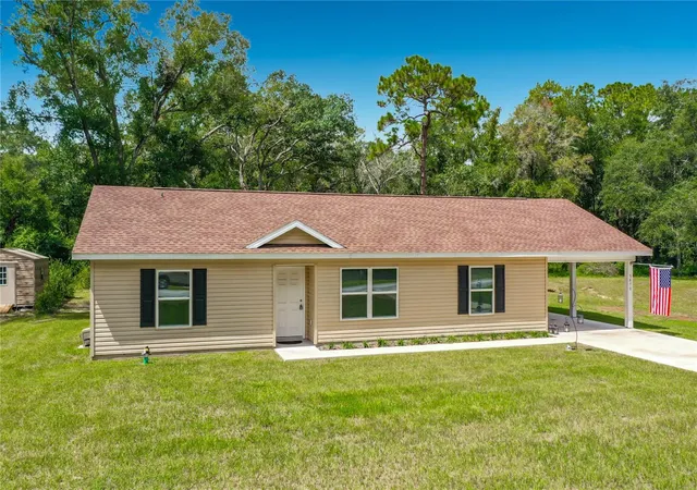 Photo 3 of Single family home for sale at 5870 SE 171st Court, Ocklawaha, FL 32179 | MLS# G5116945 | Listing updated on 2026-09-11