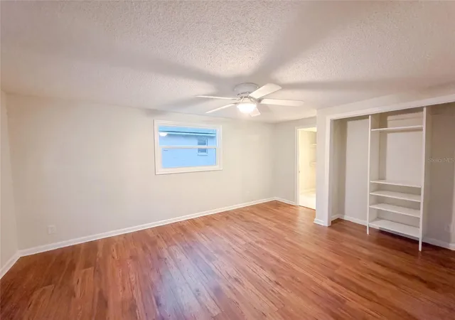 Photo 3 of Single family home for sale at 3004 Hunkin Cir, Deltona, FL 32738 | MLS# O6436464 | Listing updated on 2026-10-08