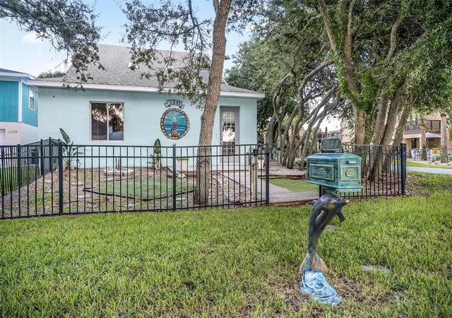Photo 2 of Single family home for sale at 1341 S Daytona Ave, Flagler Beach, FL 32136 | MLS# FC320963 | Listing updated on 2026-09-26