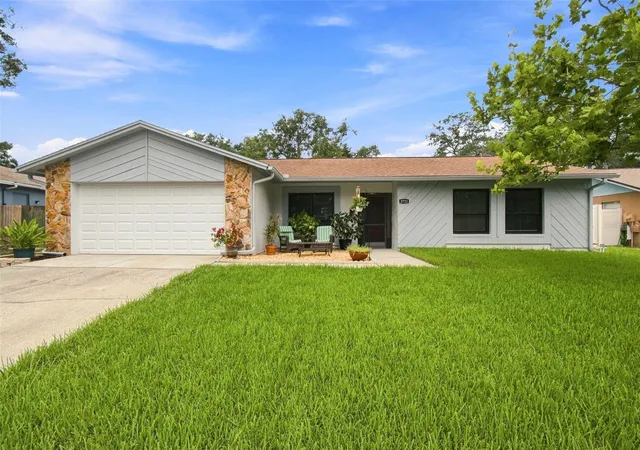 Photo 1 of Single family home for sale at 3721 Sand Pebble Dr, Valrico, FL 33596 | MLS# TB8542330 | Listing updated on 2026-10-03