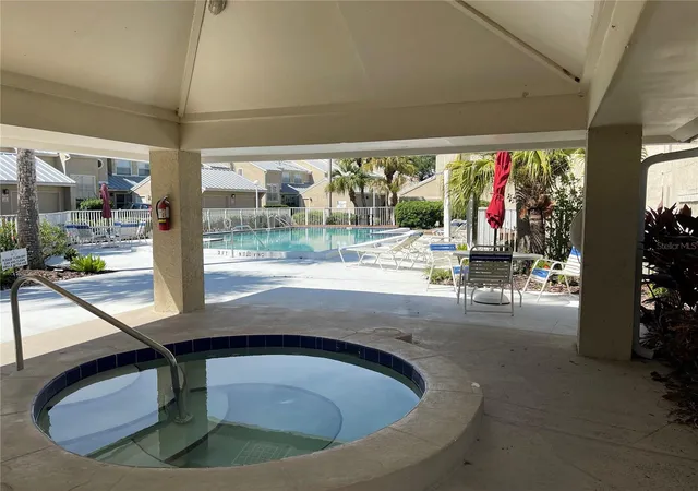 Photo 4 of Townhouse for sale at 13001 Arborview Pl, Tampa, FL 33618 | MLS# TB8542338 | Listing updated on 2026-09-12