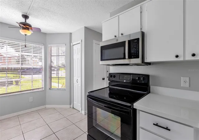 Photo 4 of Townhouse for sale at 2037 Waterleaf St, Orlando, FL 32837 | MLS# O6436523 | Listing updated on 2026-10-29