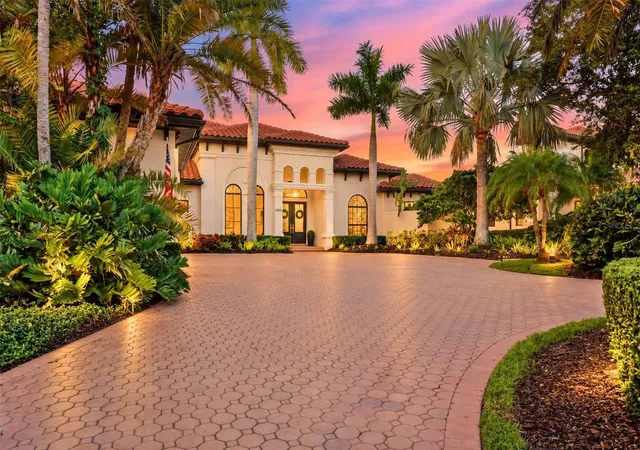 Photo 4 of Single family home for sale at 6809 Belmont Ct, Lakewood Ranch, FL 34202 | MLS# A4704028 | Listing updated on 2026-09-15