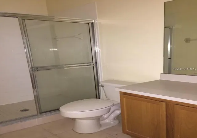 Listing Photo 5 - Condo for sale in building located at 9477 Flowering Cottonwood Rd, ORLANDO, FL 32832 - Unit #49