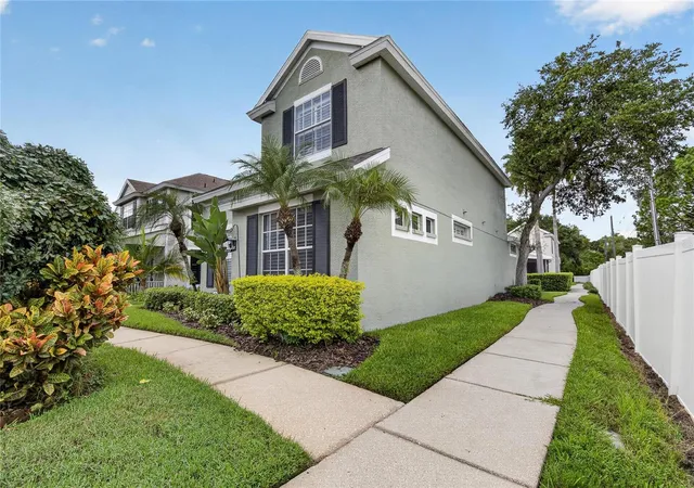 Photo 3 of Single family home for sale at 10807 Sierra Vista Pl, Tampa, FL 33626 | MLS# A4704047 | Listing updated on 2026-10-12