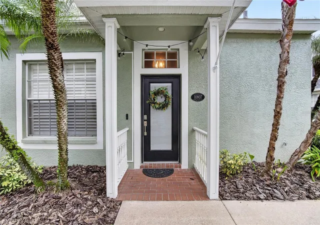Photo 4 of Single family home for sale at 10807 Sierra Vista Pl, Tampa, FL 33626 | MLS# A4704047 | Listing updated on 2026-10-12
