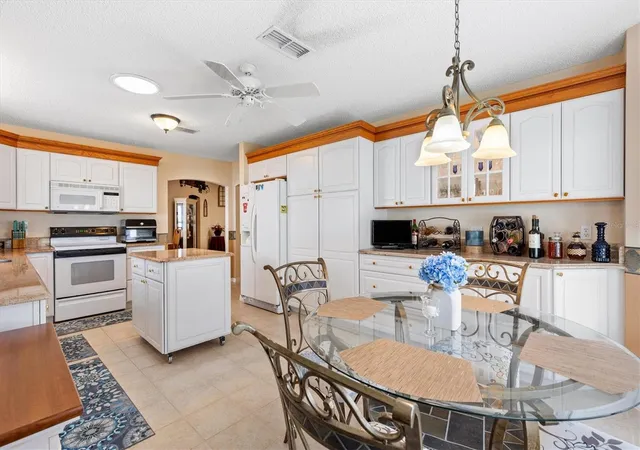 Photo 2 of Single family home for sale at 1042 Soledad Way, The Villages, FL 32159 | MLS# OM731074 | Listing updated on 2026-10-10