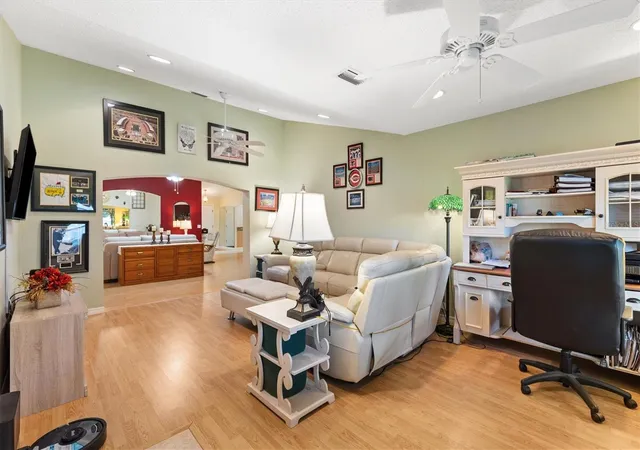 Photo 4 of Single family home for sale at 1042 Soledad Way, The Villages, FL 32159 | MLS# OM731074 | Listing updated on 2026-10-10