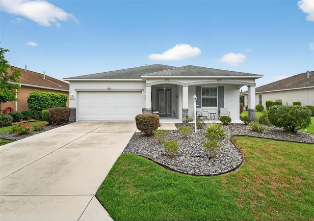 Photo 1 of Single family home for sale at 8336 Sw 77th Ct, Ocala, FL 34476 | MLS# O6436621 | Listing updated on 2026-10-01