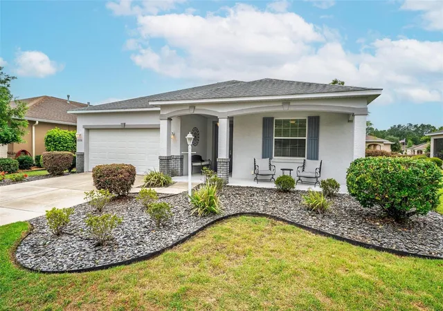Photo 2 of Single family home for sale at 8336 Sw 77th Ct, Ocala, FL 34476 | MLS# O6436621 | Listing updated on 2026-10-01