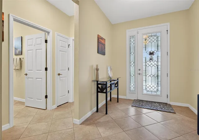 Photo 3 of Single family home for sale at 8336 Sw 77th Ct, Ocala, FL 34476 | MLS# O6436621 | Listing updated on 2026-10-01