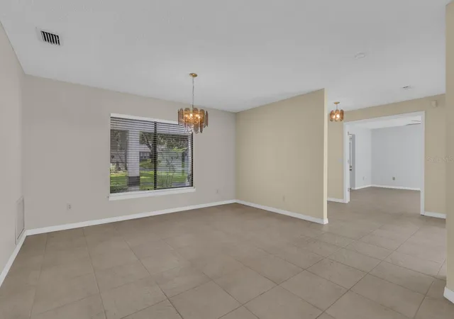Photo 4 of Single family home for sale at 381 Haverlake Cir, Apopka, FL 32712 | MLS# O6436624 | Listing updated on 2026-10-04