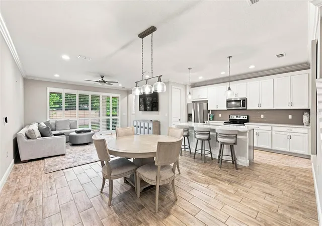 Photo 3 of Townhouse for sale at 1103 Mango Ct, Oldsmar, FL 34677 | MLS# TB8542540 | Listing updated on 2026-10-03