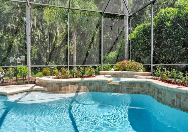 Photo 2 of Single family home for sale at 2943 Oak Tree Ln, Lakeland, FL 33810 | MLS# L4964569 | Listing updated on 2026-10-20