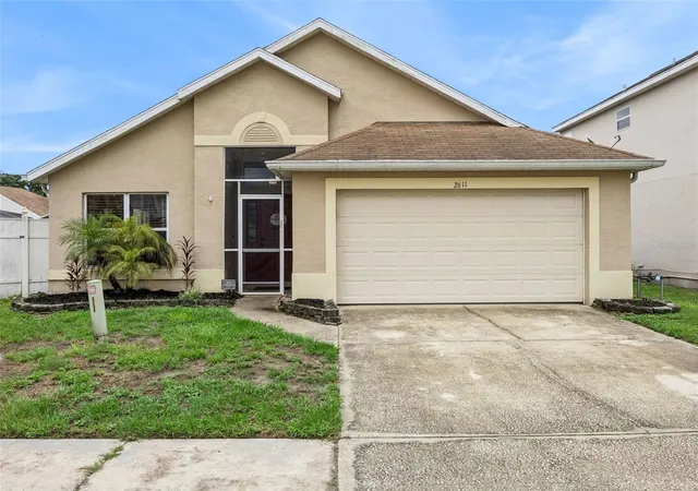Photo 1 of Single family home for sale at 2611 Brookshire Ct, Kissimmee, FL 34746 | MLS# O6436706 | Listing updated on 2026-09-11