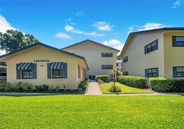 Condo for sale at 110 N Tremain St #108, MOUNT DORA, FL 32757 | MLS# O6436710