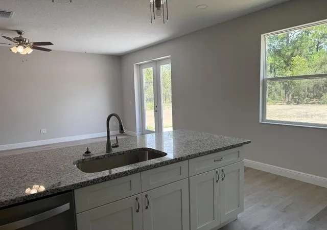 Photo 4 of Single family home for sale at 21481 Sw Marine Blvd, Dunnellon, FL 34431 | MLS# OM731120 | Listing updated on 2026-09-15