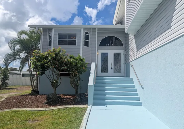 Photo 1 of Single family home for sale at 1167 Exeter Cir, Englewood, FL 34224 | MLS# A4704126 | Listing updated on 2026-10-24