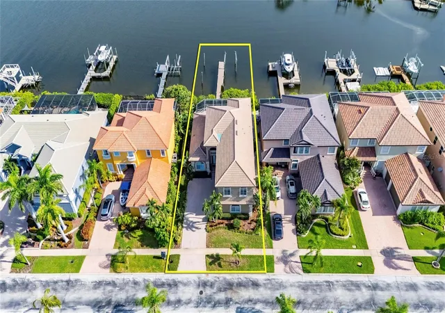 Photo 4 of Single family home for sale at 1231 Acappella Ln, Apollo Beach, FL 33572 | MLS# TB8542739 | Listing updated on 2026-09-15