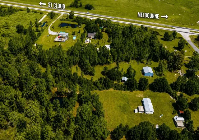 Photo 1 of Manufactured home for sale at 5350 Osceola Dr, St Cloud, FL 34773 | MLS# S5156360 | Listing updated on 2026-10-10