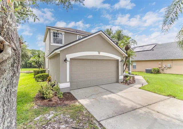 Photo 3 of Single family home for sale at 949 Pickfair Ter, Lake Mary, FL 32746 | MLS# O6436829 | Listing updated on 2026-09-15
