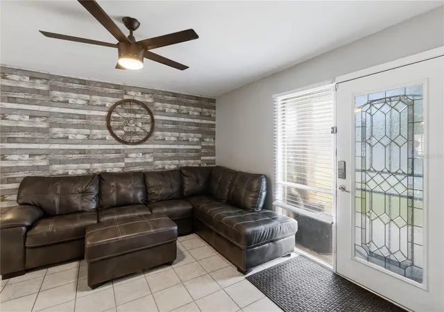 Photo 3 of Single family home for sale at 12927 Montana Woods Ln, Orlando, FL 32824 | MLS# O6436886 | Listing updated on 2026-10-07