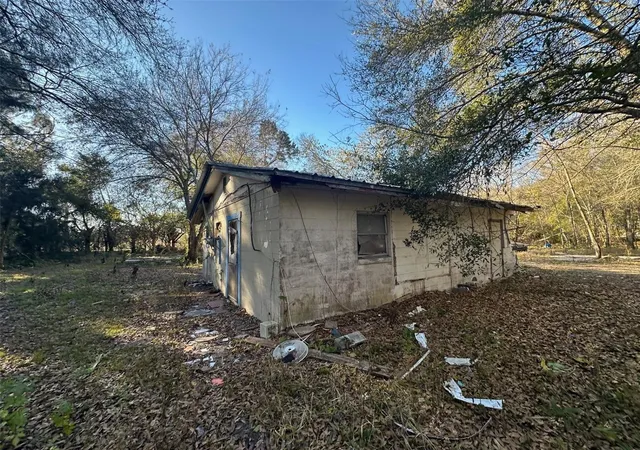 Photo 2 of Single family home for sale at 2004 Valentine Ave, Lorida, FL 33857 | MLS# O6436935 | Listing updated on 2026-10-08